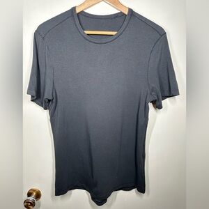 Lululemon‎ Men’s Black Tshirt Small